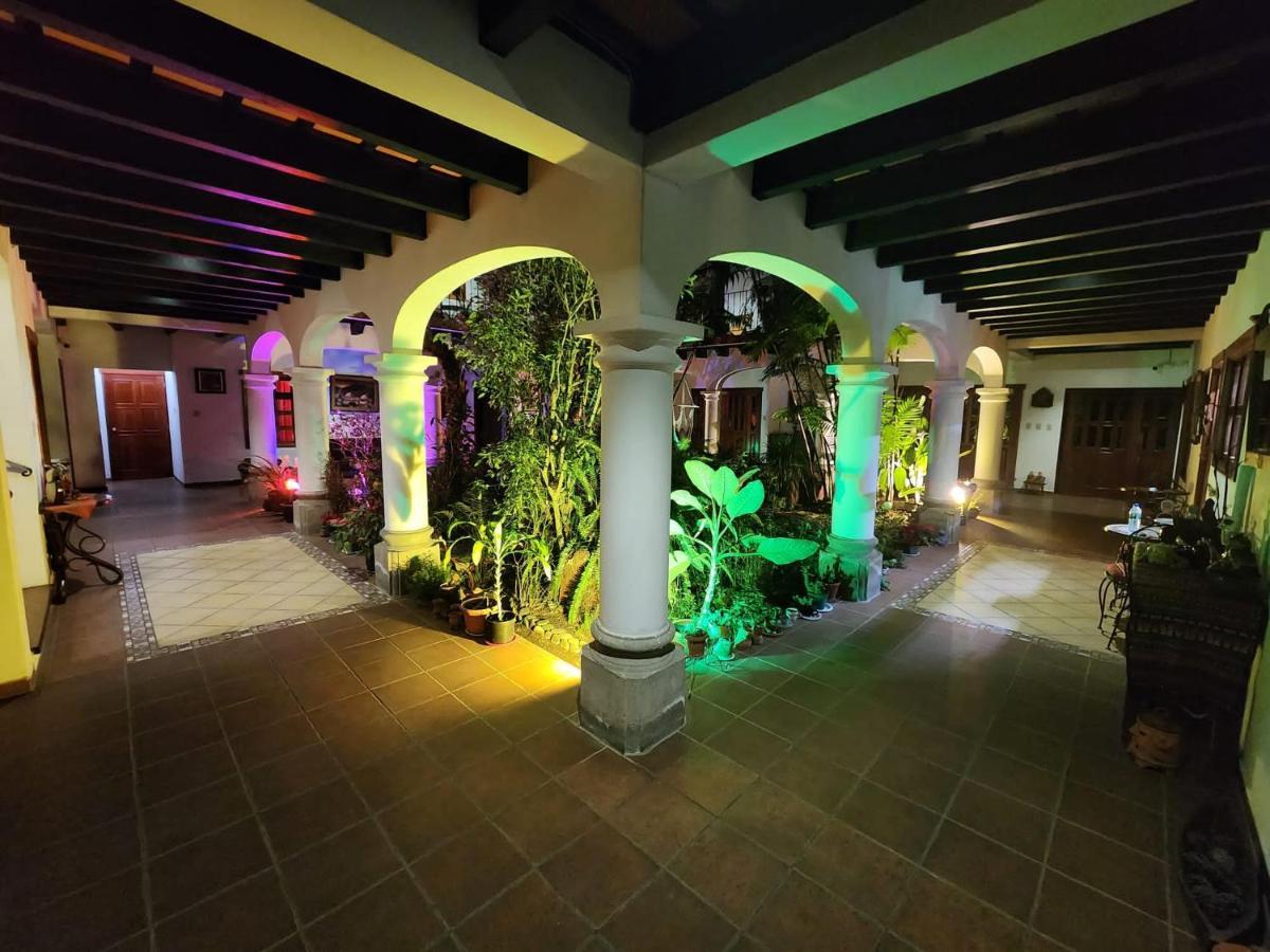 Hotel Y Jardines Casa Buho Antigua Buitenkant foto